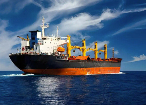 押注绿色燃料(氢/氨/醇):拆解马士基等航运巨头技术路线