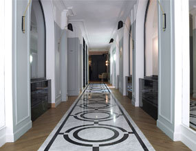 Diseño de hotel pasillo suelo mármol waterjet