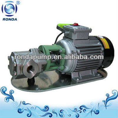 Small portable oil transfer pump