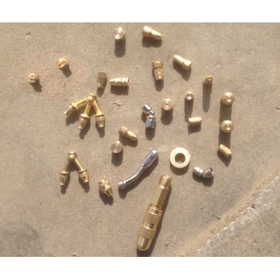 kinds of brass nozzles for sprayer copper nozzles jet nozzles for pump  fan spray tee spray metal nozzles one hole two hole 4 holes