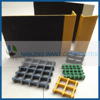 Fiberglass molded grating