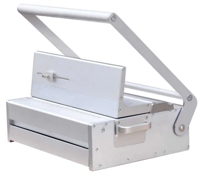 Manual punching machine with interchangeable dies