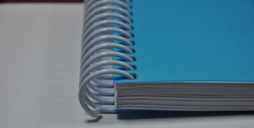 Máquina de inserción de bobina eléctrica con bobina eléctrica cortada y doblada