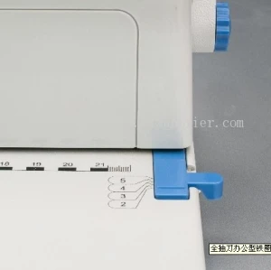 Manual wire binding machine