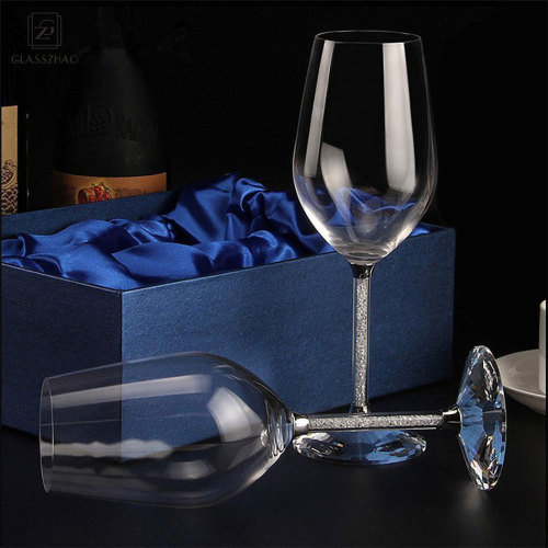 Exclusive glassware lead-free   bulb shape  Glass  wine cup