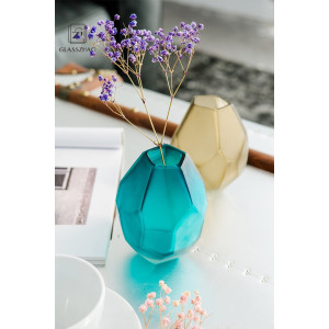 Wholesaler of Handmade Mouthblown Borosilicate Glass Vase