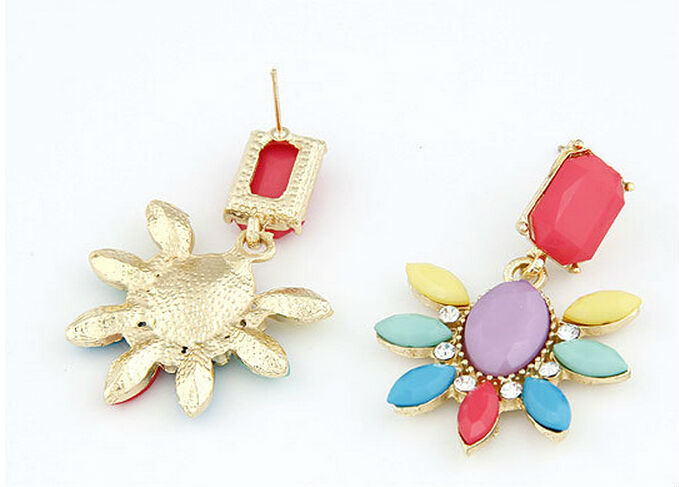 Fashion Colorful Exquisite Piercing Stud Earrings For Women Statement Earrings