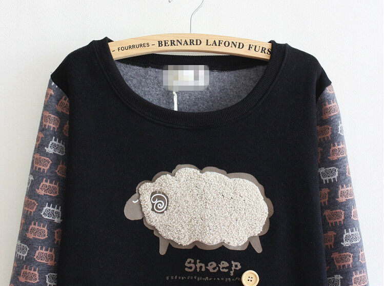 The Korean version sheep hoody cashmere sweater T-shirts embroidered women's sweater