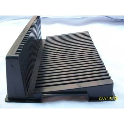 Anti-static turntable