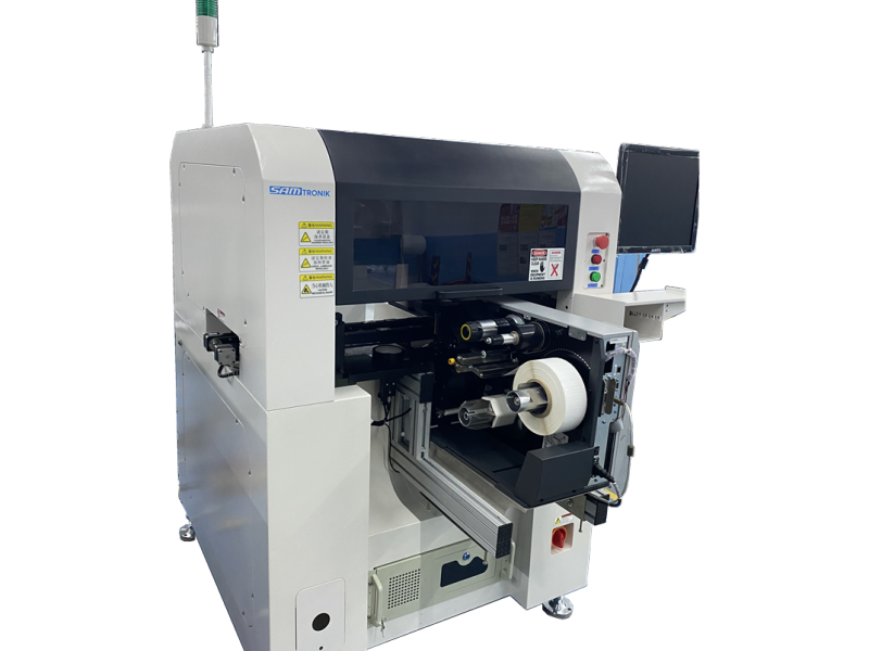 Automatic PCB labeling machine for traceability labels