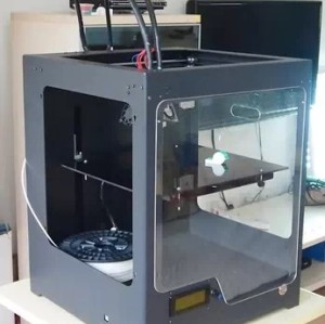 Three-dimensional high-precision printer