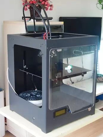 Three-dimensional high-precision printer