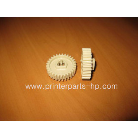 RU7 0028 HP LaserJet P3015 Fuser Gear