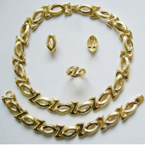 african golden jewelry