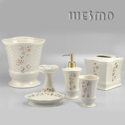 Porcelain Bathroom Set