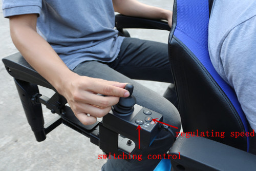 Chin Control and Carer Seat with Carer Control