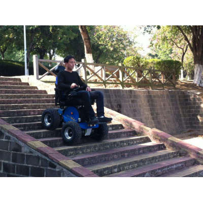 Climbing steps wheelchair