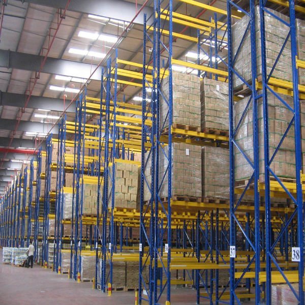 Heavy duty metal shelves warehouse