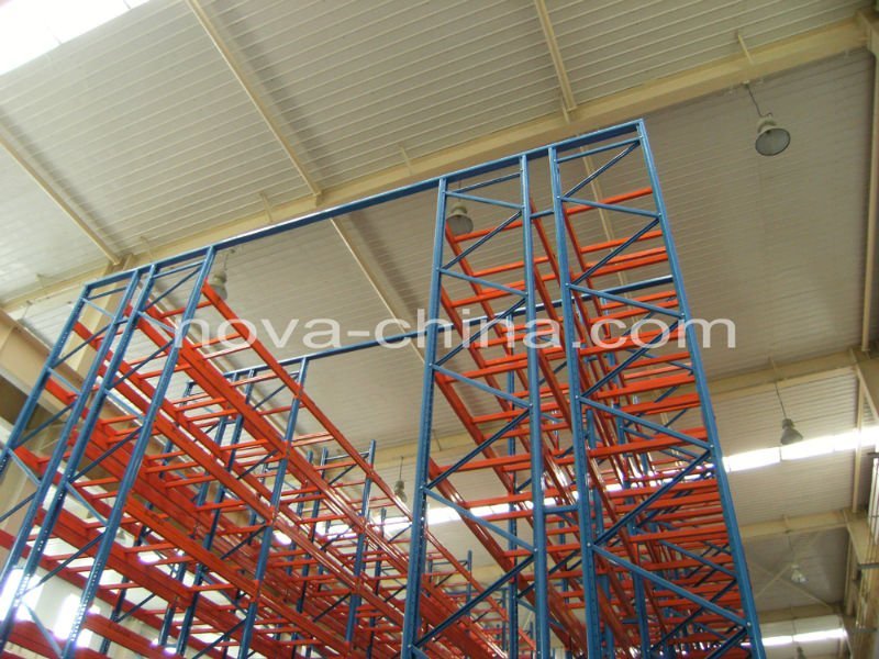 Heavy duty pallet racking for warehouse