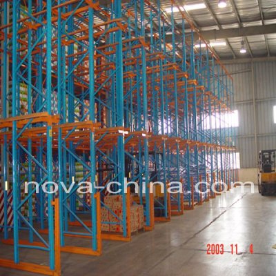 Warehouse Shelves with Heavy-duty Drive-in Pallet Rack