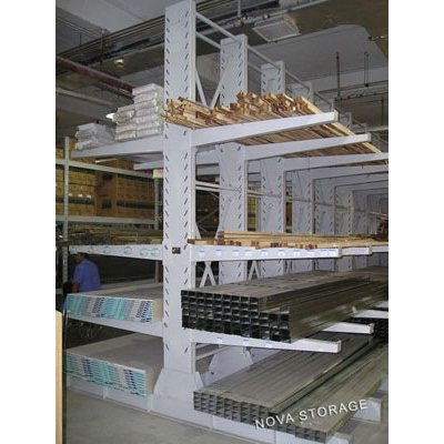Warehouse cantilever rack