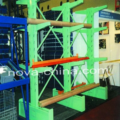 Cantilever pipe racking