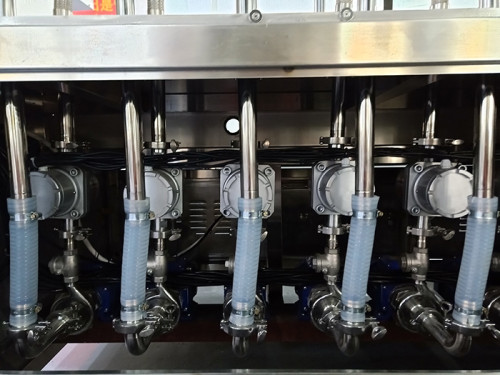 Automatic gear/lubricant/motor/lube/engine oil bottle filling oil machine