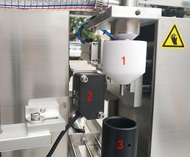 Semi-Automatic ultrasonic face-cleanser filling and sealing machine for small business