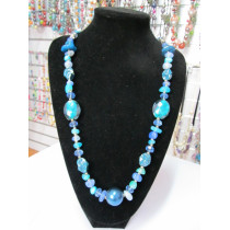 Beaded necklace-045