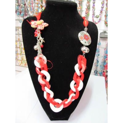 Beaded necklace-033