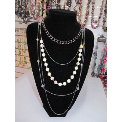 Beaded necklace-023
