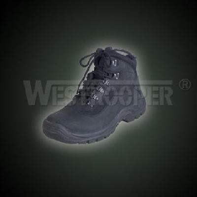 TREKKING ANKLE BOOTS