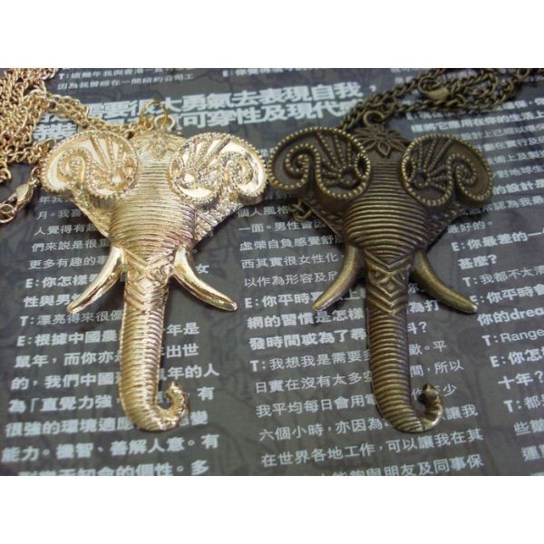 Color Optional Noble Elephant Head Pendant N-3353