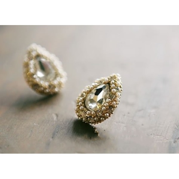 Pair Gold Plated White Beads Rhinestone Drop Ear Stud Earring E-0511
