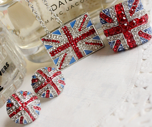 Fashion Colorful Glazed Rhinestone union flag ear stud E-0559