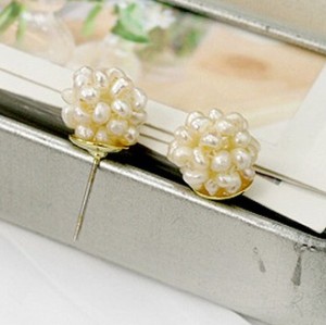 Fashion White Beads Ball Earring Gold Ear Stud E-0054