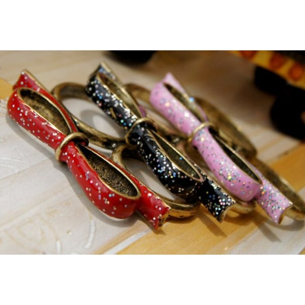 Vintage Style Glazed Bowknot Two finger Ring R-0160