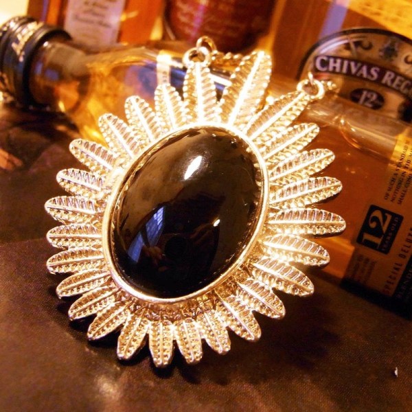 Gold plated Olive Leaf Gem Pendant Necklace N-0112