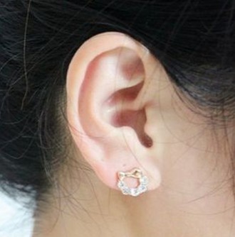 Charming gold plated rhinestone cute bowknot ear stud E-1554