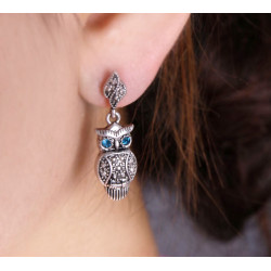 Pair Green Eye Bronze Alloy Owl Ear Stud E-0669