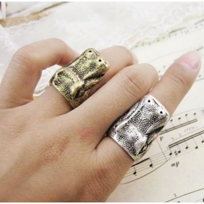 2Pcs 2Colors Retro Style Punk Crocodile Head Ring #7 R-0672