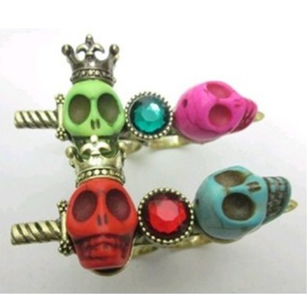 Retro Style Red & Blue Gem Crown Skull Necklace Ring Set S-0008
