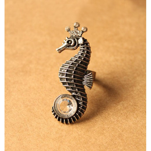 vintage bronze/silver rhinestone sea horse  ring R-0664