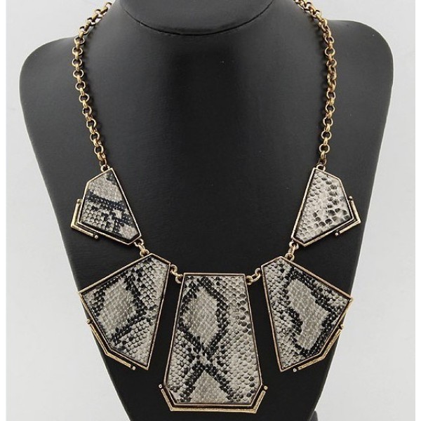 punk style Snake Skin Geometric irregular Necklace N-4550