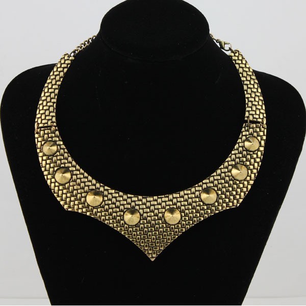 European style punk rivet short metal Choker Necklace N-2014