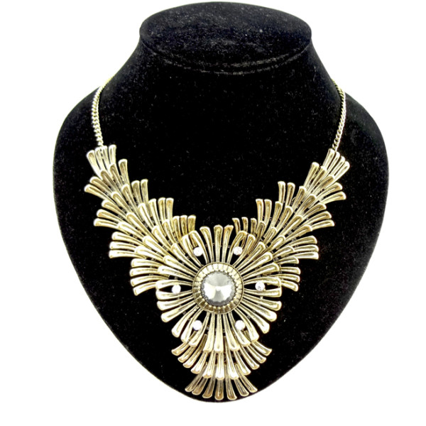 Bohemia Style  Rhinestone  crystal  fan-shaped petal big flower Necklace N-0045