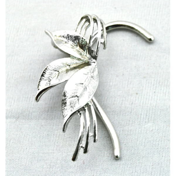 New Fashion Silver Tone Metal Leaf Ear Cuff Earring E-0573