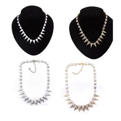 European style Fashion Rivet Rhinestone Charming Necklace N-1289