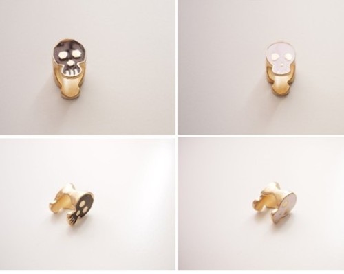 R-0047 New Hot Double Face White/Black Enamel Golden Skull Fingers Ring #5.5