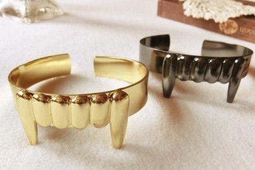 B-0203 Gothic Punk Rock Ladies Unique Tusk Tooth Bangle Bracelet Color Choose